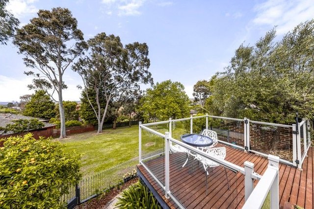 2 Ramsay Close, VIC 3109