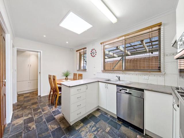 42 Denver Crescent, VIC 3178