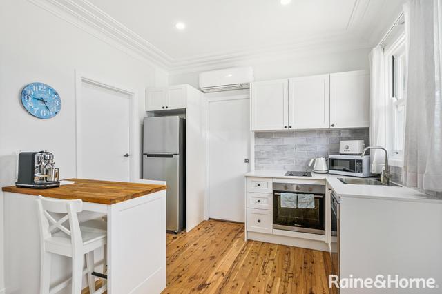 2/8 Boyd Street, NSW 2533