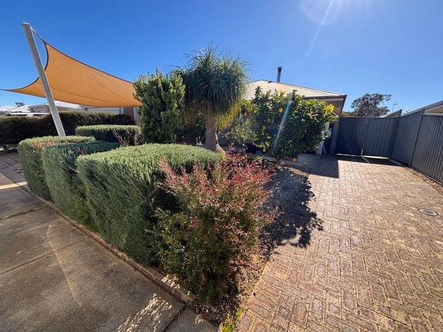 12A Whittaker Way, WA 6215