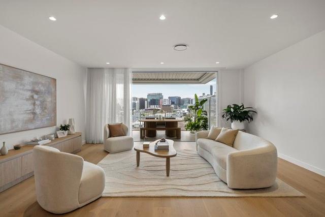 15 Down Street, QLD 4006