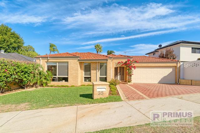 35 Bradshaw Crescent, WA 6152