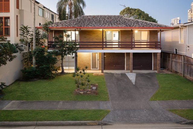 45 Peak Avenue, QLD 4217