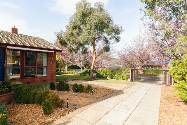 8 Cooper Place, ACT 2602