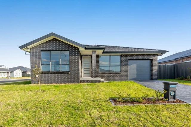 1 Webeck Place, NSW 2573