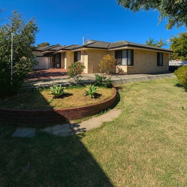 24A Beach Rd, WA 6020