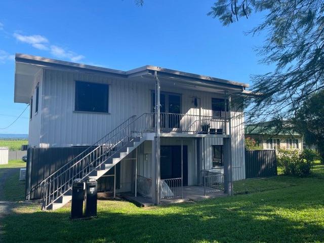 2/94 River Avenue, QLD 4860