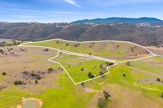 245 Caves Road, NSW 2582