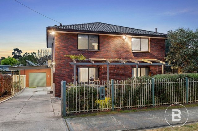 12 Sternberg Street, VIC 3550