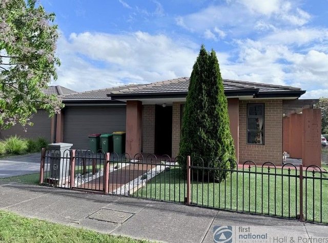 18 Olive  Grove, VIC 3809