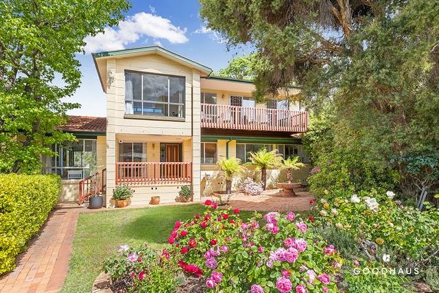 5 Warner Place, ACT 2611