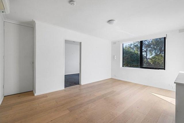 22/1 Duncraig Ave, VIC 3143