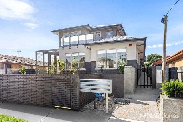 24 McLean Street, VIC 3055
