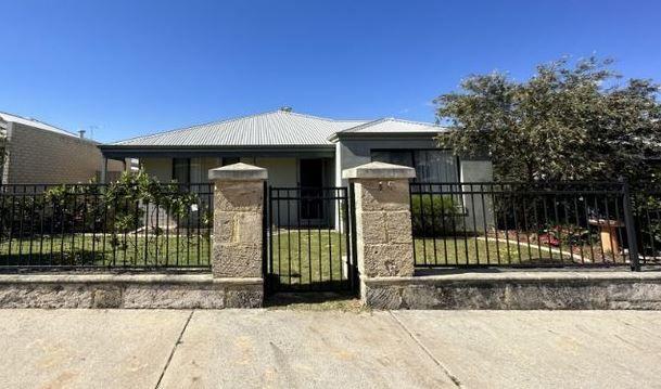 15 Elmina Avenue, WA 6069