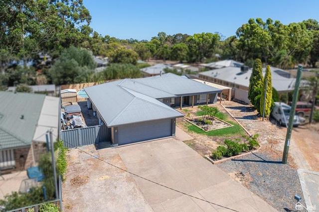 7 Davey Road, WA 6123