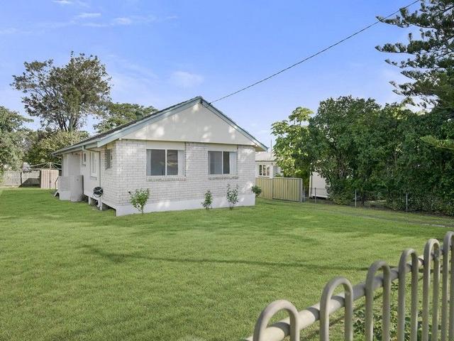 8 Farrar Street, QLD 4110