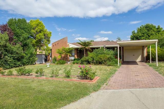 17 Buronga Drive, NSW 2641