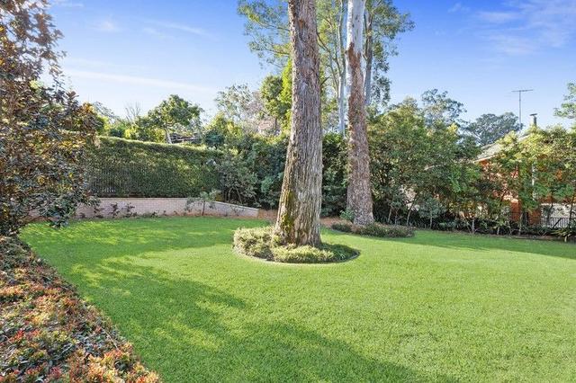 17 Lyndon Way, NSW 2119