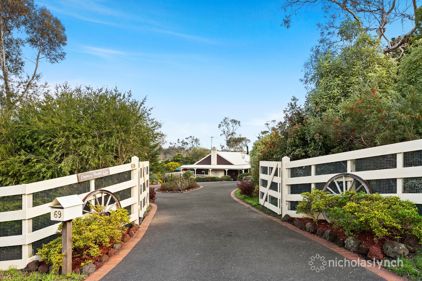 69 Millbank Drive, Mount Eliza VIC 3930 Allhomes