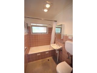 Bathroom (2019-12-03)