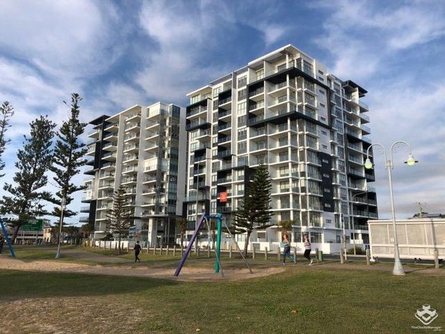 405/388 Marine Parade, QLD 4215