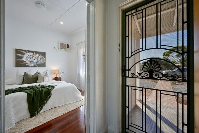 73 Playford Avenue, SA 5600