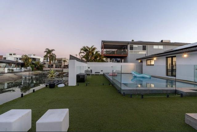 6 Coral Gables Key, QLD 4218
