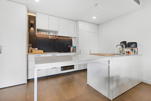 204/127 Nicholson  Street, VIC 3057