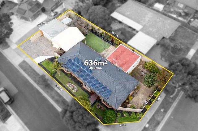 38 Farnborough Avenue, VIC 3064
