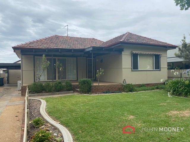 204 Gurwood Street, NSW 2650