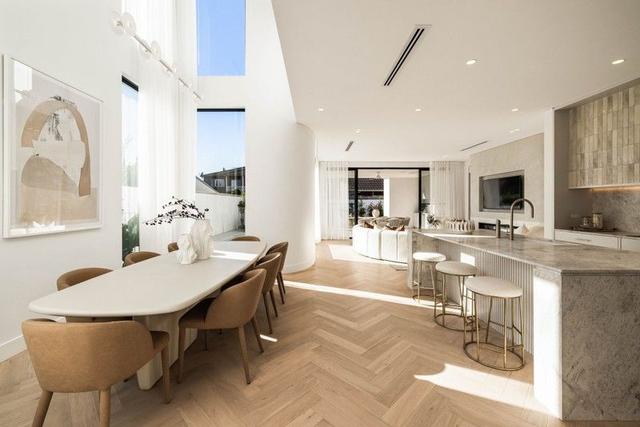 27 Moss Street, NSW 2219
