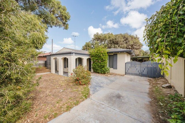 35 Weatherley Drive, WA 6037