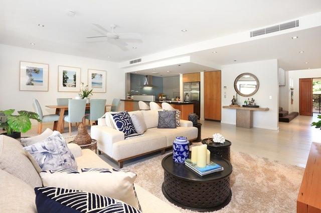 5205 Marine Drive West, QLD 4212