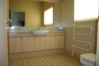 Ensuite (2005-09-13)
