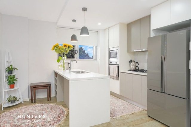 13/4-6 Centenary Road, NSW 2160