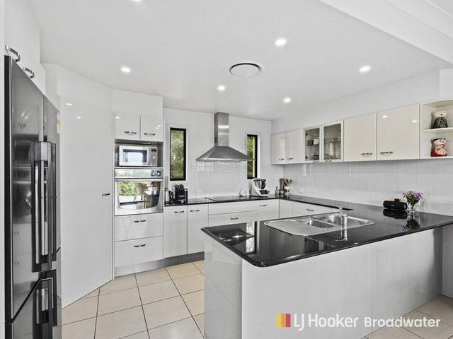 2/3 Hilltop  Street, QLD 4215