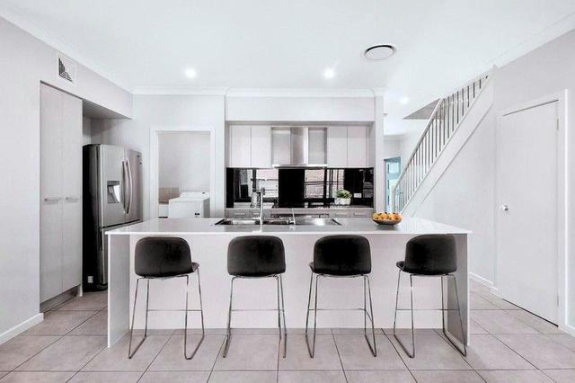 8 Altitude Street, NSW 2754