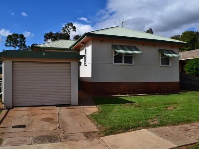 8 Peak Hill Road, NSW 2870