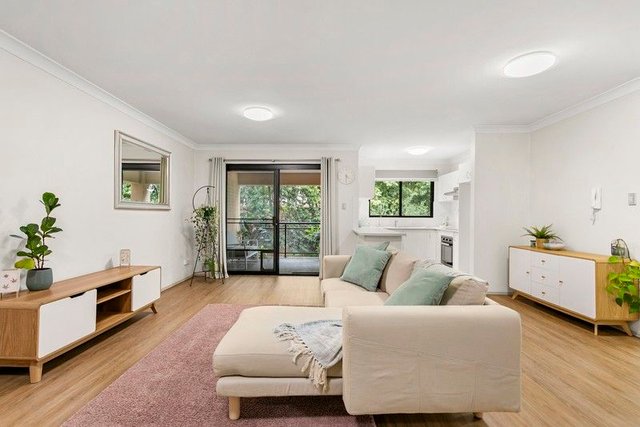 31/104-112 Glencoe Street, NSW 2232