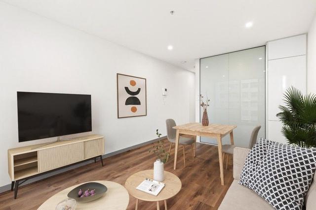 810/53 Batman Street, VIC 3003