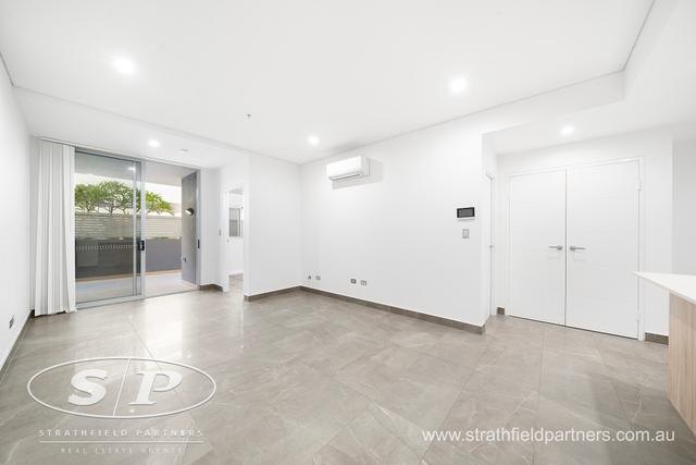 11/15 Mary Street, NSW 2144