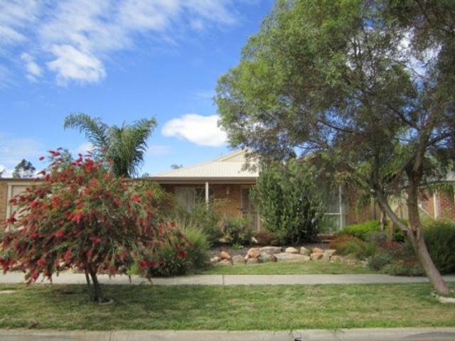 8 Thames Place, VIC 3500