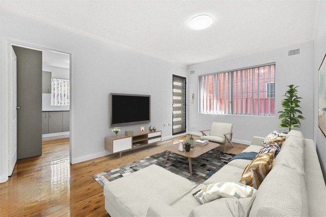 3/18 Colin St, NSW 2195