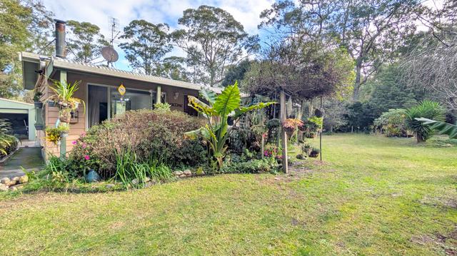 16 Bodalla Park Drive, NSW 2545