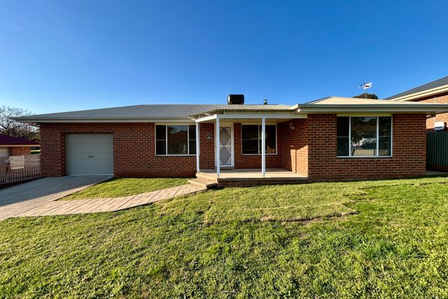 28 Pineview Circuit, NSW 2594