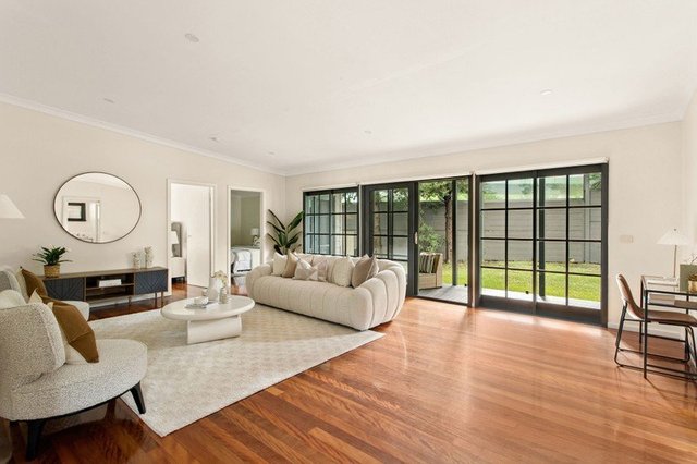 62 Karingal Crescent, NSW 2086