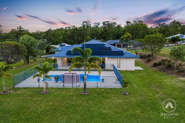 5-7 Whipbird Place, QLD 4124