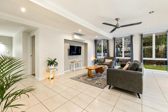 10 Hickory Street, QLD 4878