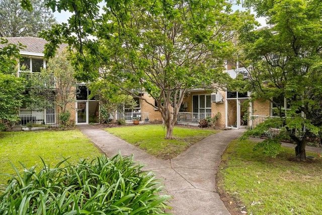 8/31 Leslie Road, VIC 3040