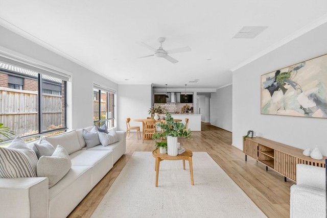 49 Owarra Boulevard, VIC 3217